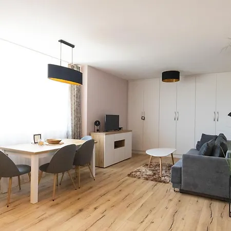 Krisia By Rv Apartments - Free Parking Varna